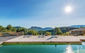 Magnifique Domaine En Drome Provencale Pour 30 Pers Teyssieres